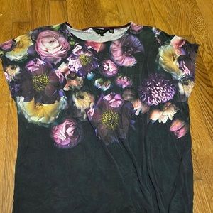 Ted Baker Women’s Top sz 3 Flowers Dark Purple London used orig 120$